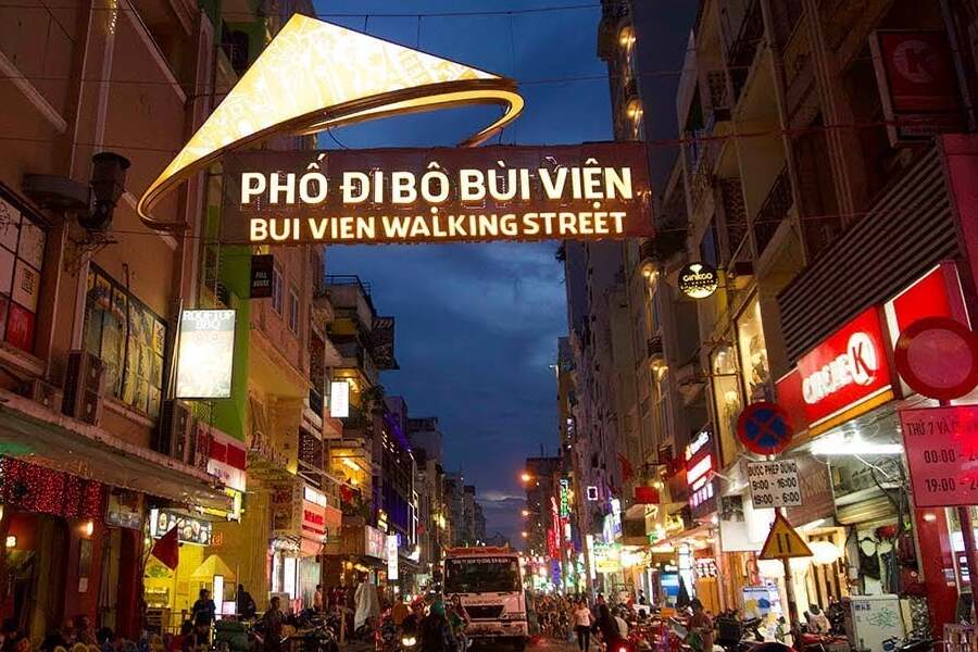Bui Vien Walking Street - Stay Awake With The Vibrant Nightlife In Saigon